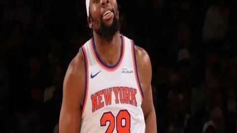 京多安力抗逆转！曼城队魂屡现绝技！瓜迪奥拉坚信留用其核心之选